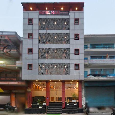 Hotel Hari International - Noida Sector 11 Εξωτερικό φωτογραφία