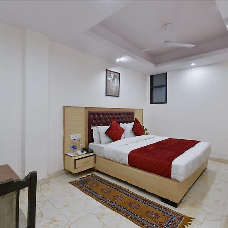 Hotel Hari International - Noida Sector 11 Εξωτερικό φωτογραφία
