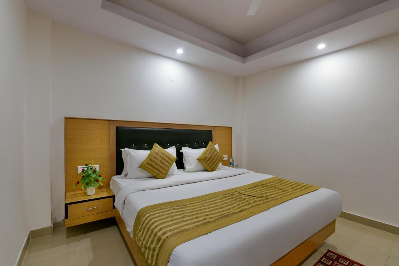 Hotel Hari International - Noida Sector 11 Εξωτερικό φωτογραφία
