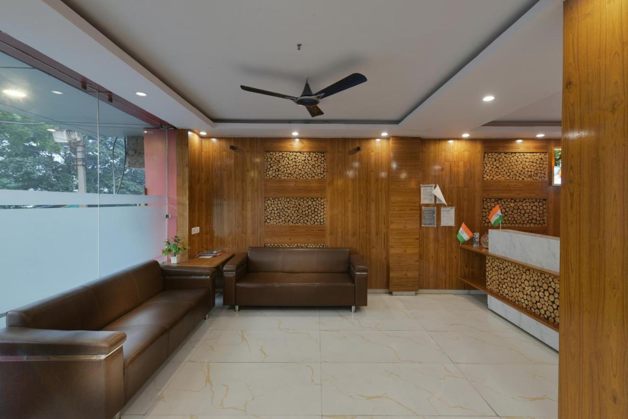 Hotel Hari International - Noida Sector 11 Εξωτερικό φωτογραφία